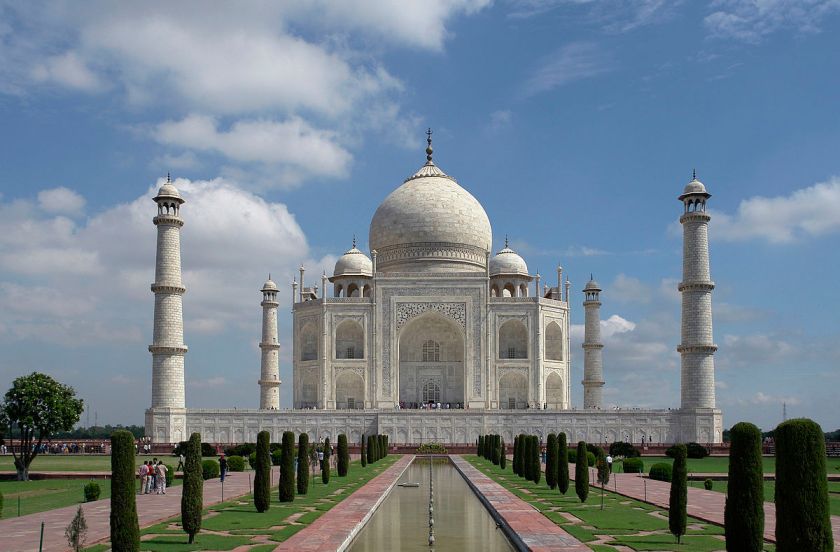 1200px-Taj_Mahal,_Agra,_India_edit2